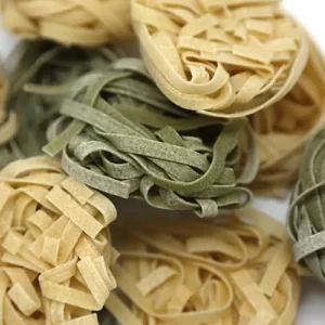 TAGLIATELLE PAGLIA E FIENO